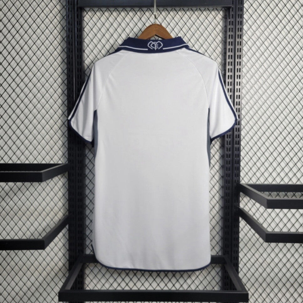 Real Madrid 2000/01 home kit