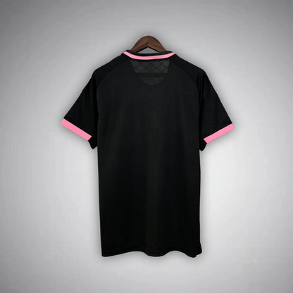 Real Madrid “Rose Serpent” Kit
